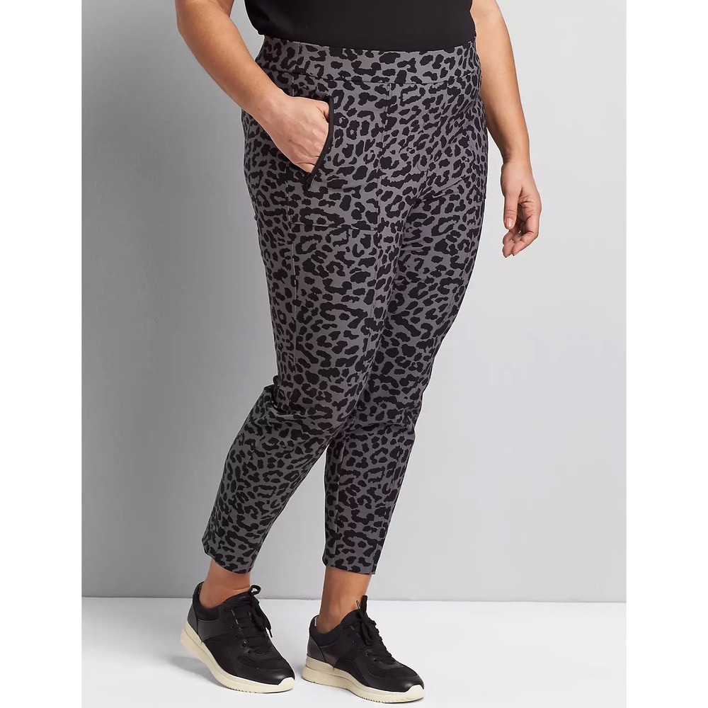 Lane Bryant On-The-Go Slim Ankle Pull On Pants In‎ Class Animal Print Plus Sz 20
